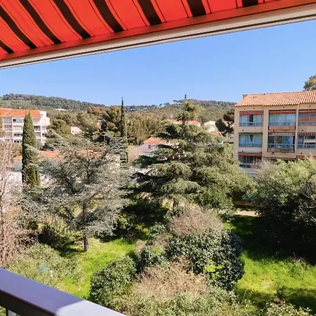 Lejlighed With Loggia 300m From The